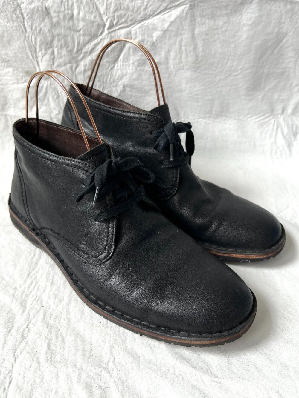 John Varvatos boots Hipster Chukka black leather mens 10.5 lace up booties